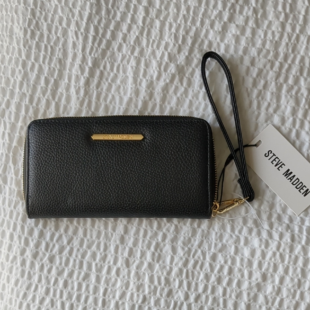 Steve Madden Black Wallet with Gold Accents